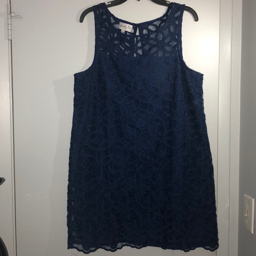 Lace navy short dress